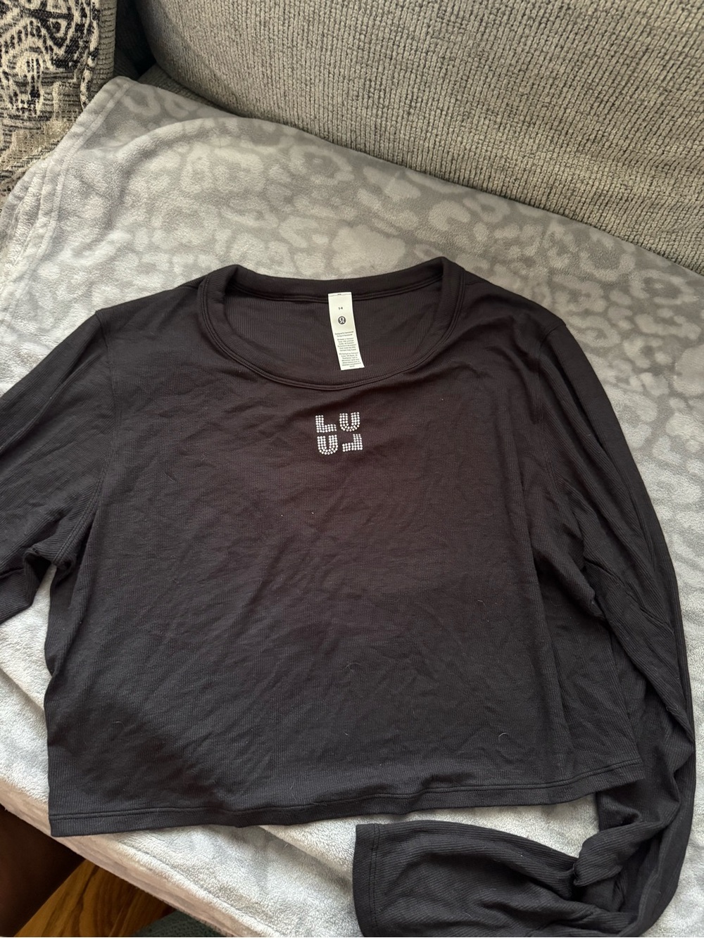 lululemon athletica Black Long-Sleeve Cropped Tee with Reflective Logo